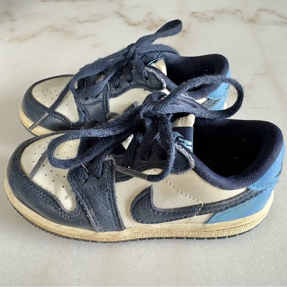 Jordan 1 Retro Low “Obsidian” Toddler Nike size 8C
